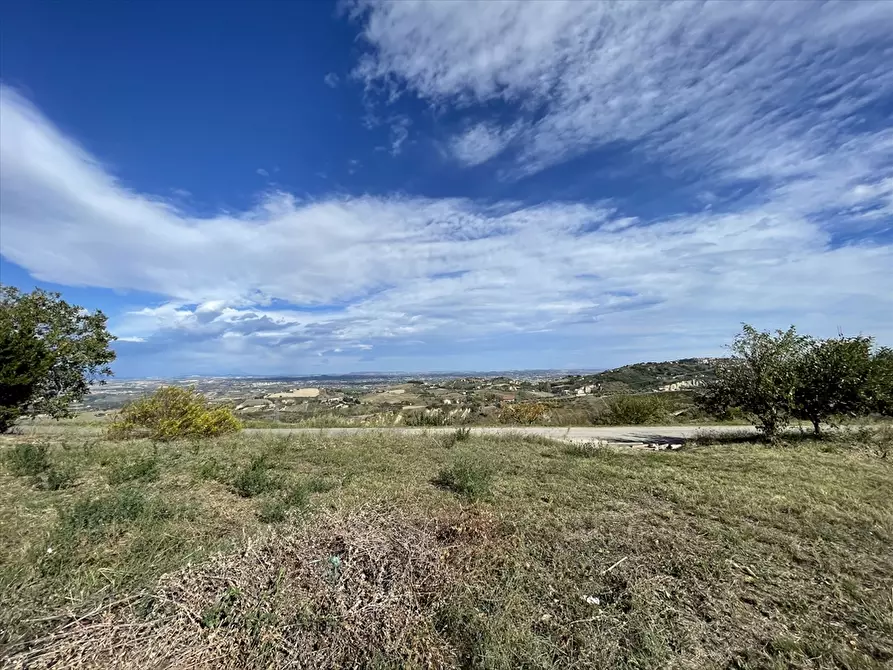 Immagine 19 di Rustico / casale in vendita  a Casalincontrada