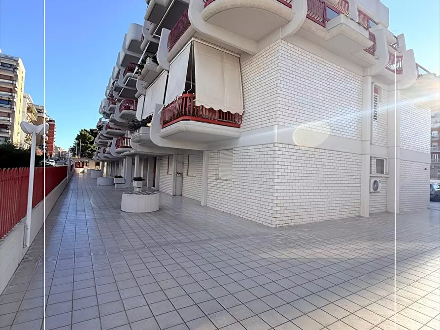 Immagine 4 di Ufficio in affitto  in viale virgilio 138 a Taranto