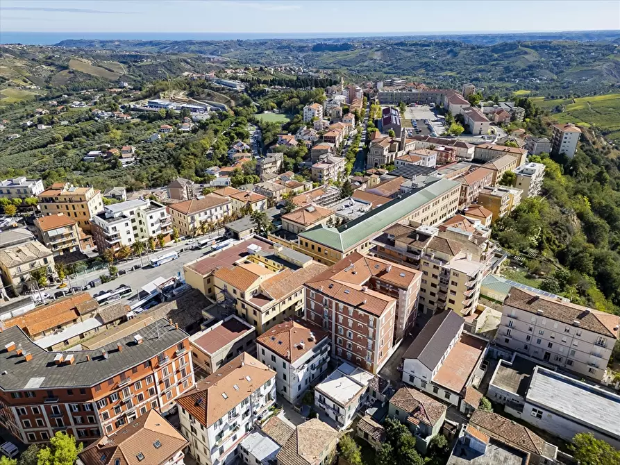 Immagine 10 di Appartamento in vendita  in Via D'Aragona a Chieti