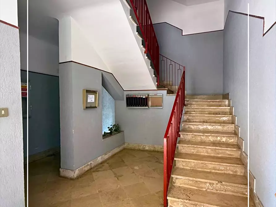 Immagine 3 di Appartamento in vendita  in via lazio 84 a Taranto