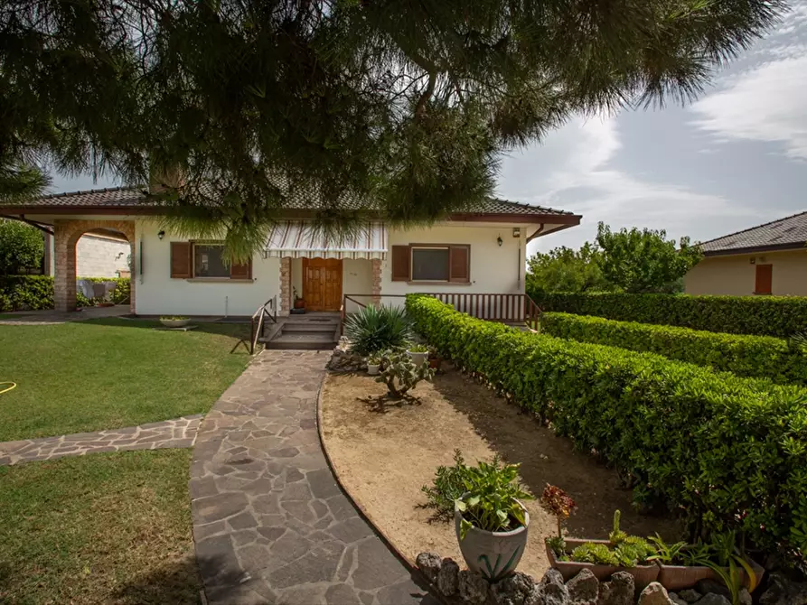 Immagine 30 di Villa in vendita  in C.da S. Cecilia,3 a Francavilla Al Mare