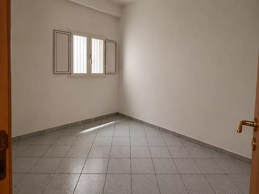 Immagine 7 di Appartamento in affitto  in via cesare battisti 83 a Taranto