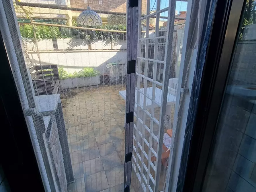 Immagine 12 di Villetta a schiera in vendita  in Via delle bougainvillae 11 a Anzio