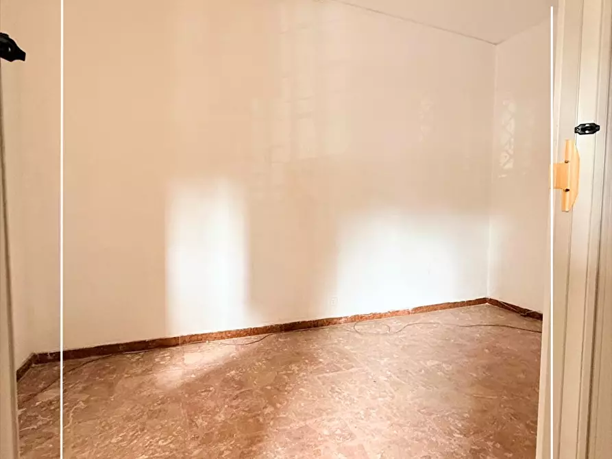 Immagine 9 di Appartamento in vendita  in via san roberto bellarmino 18 a Taranto