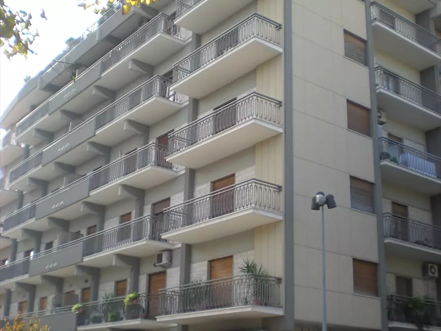 Immagine 1 di Appartamento in vendita  in Viale G. Di Vittorio a Cerignola