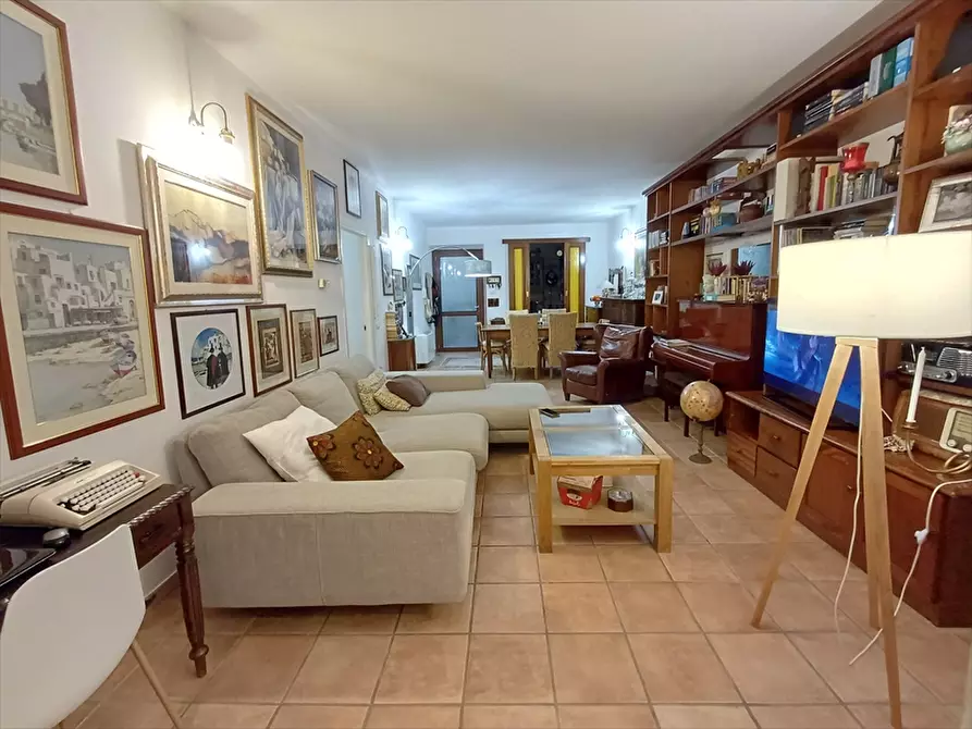 Immagine 9 di Appartamento in vendita  in Via Monsignor Marongiu Del Rio n. 69 a Sassari