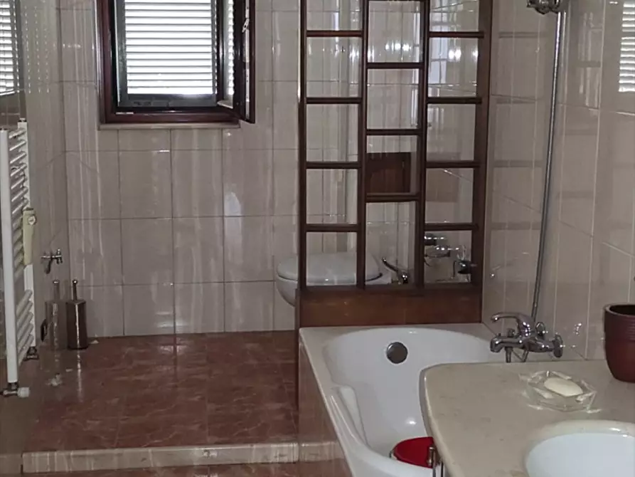 Immagine 9 di Appartamento in vendita  a Cerignola