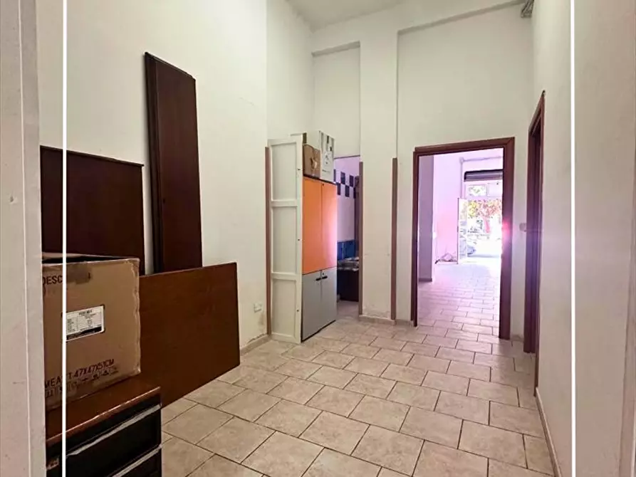 Immagine 5 di Box auto in vendita  in via messapia 53 a Taranto