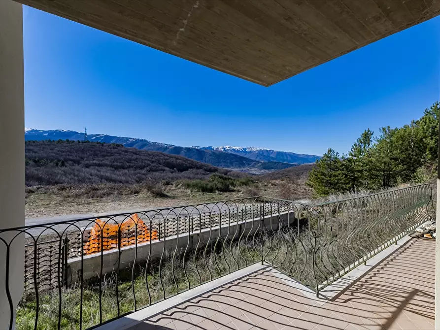 Immagine 3 di Appartamento in vendita  in Via Colle della Croce a Campo Di Giove