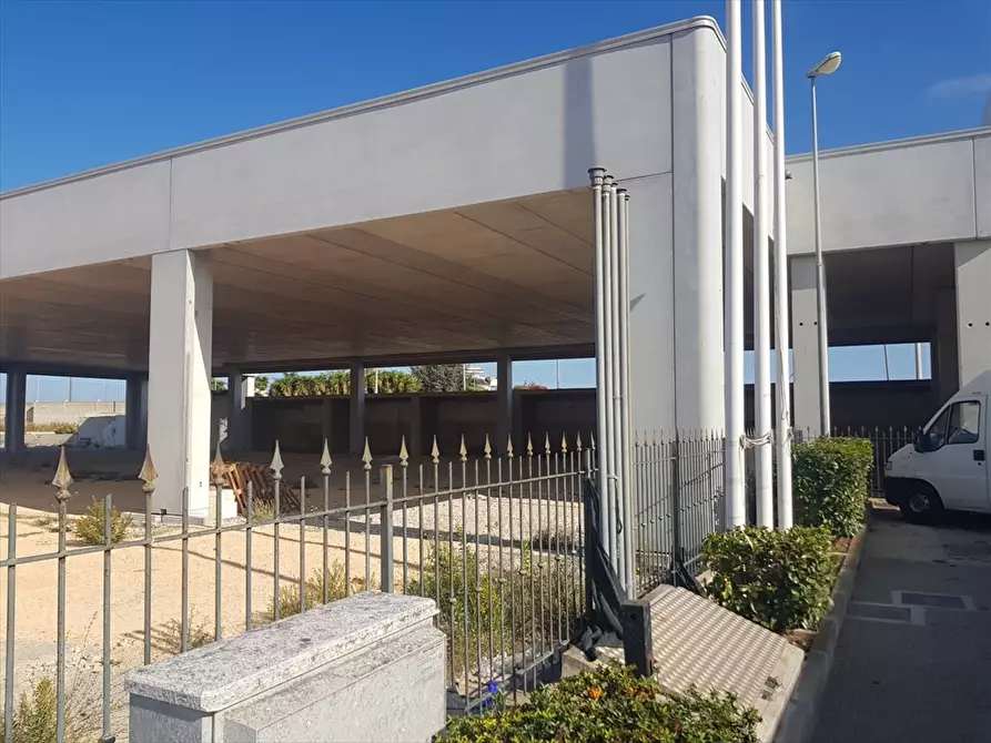 Immagine 8 di Capannone industriale in vendita  in via Noicattaro a Rutigliano