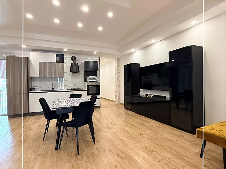 Immagine 10 di Appartamento in vendita  in via cagliari 44 a Taranto