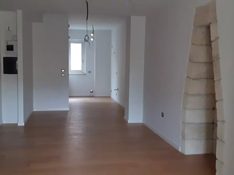 Immagine 5 di Appartamento in vendita  in Via Roberto da Bari 75 a Bari