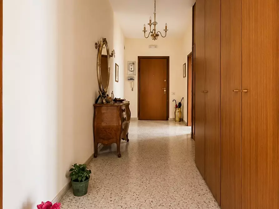 Immagine 5 di Appartamento in vendita  in via principe amedeo 146 a Taranto