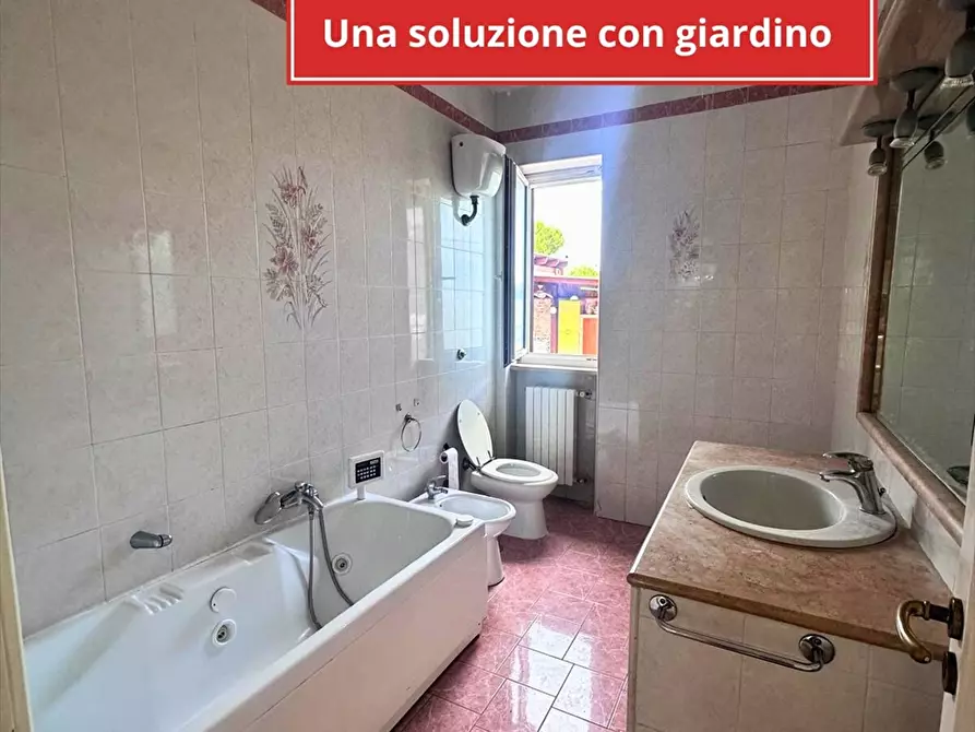 Immagine 17 di Villa in affitto  in via panfili 16 a Taranto