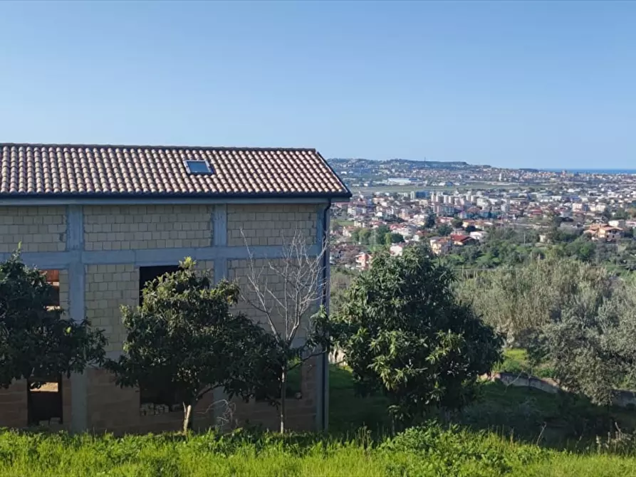 Immagine 9 di Casa indipendente in vendita  in via gandhi a San Giovanni Teatino