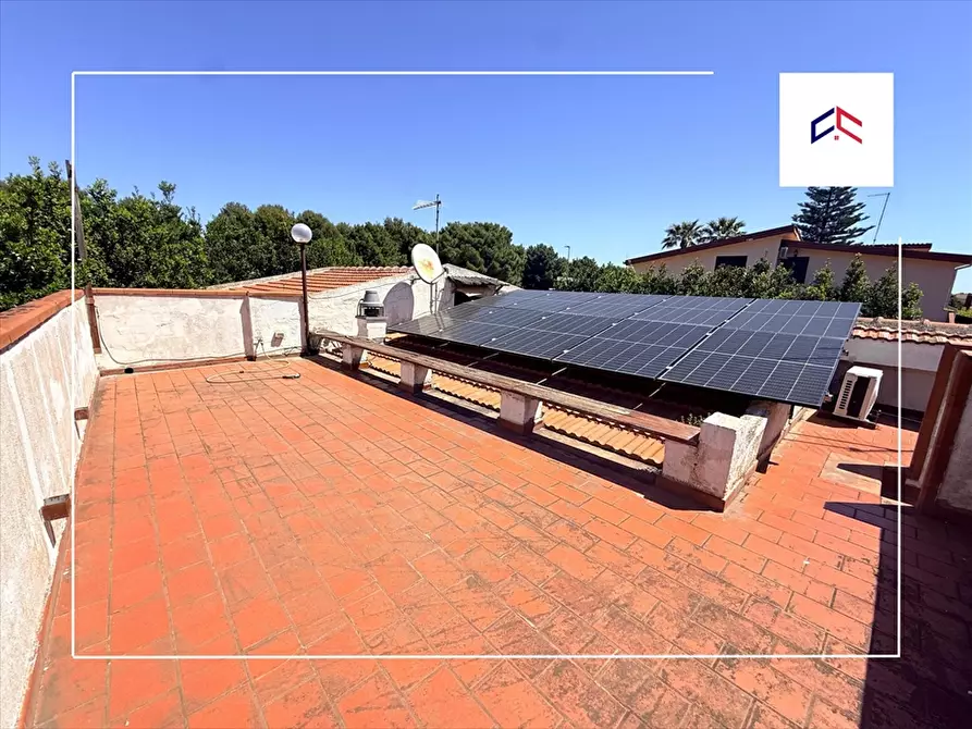 Immagine 2 di Villa in vendita  in via delfini 13 a Taranto