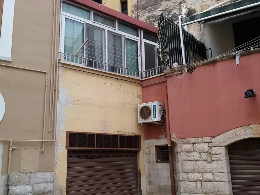 Immagine 3 di Appartamento in vendita  in Via Mario Pagano, 118 a Trani