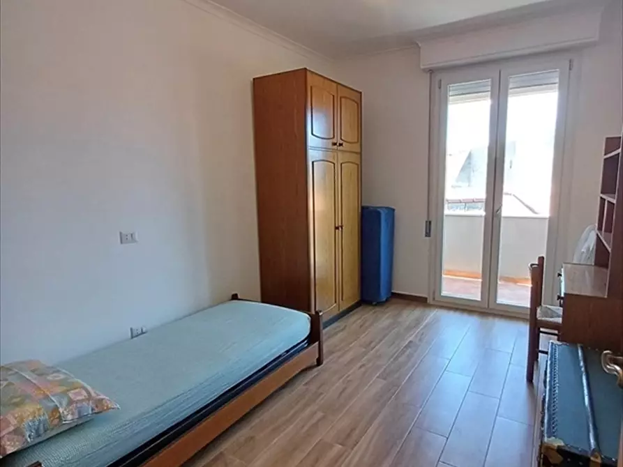 Immagine 11 di Camera in affitto  in Via Sorso 26 a Sassari