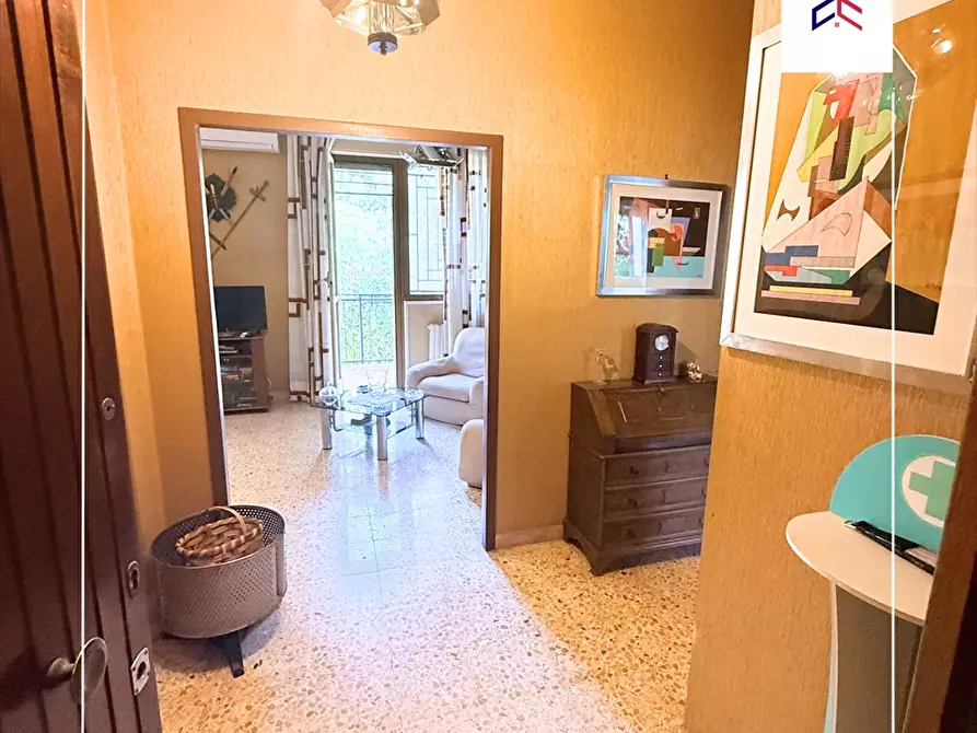Immagine 8 di Appartamento in vendita  in piazza brodolini 214 a Taranto