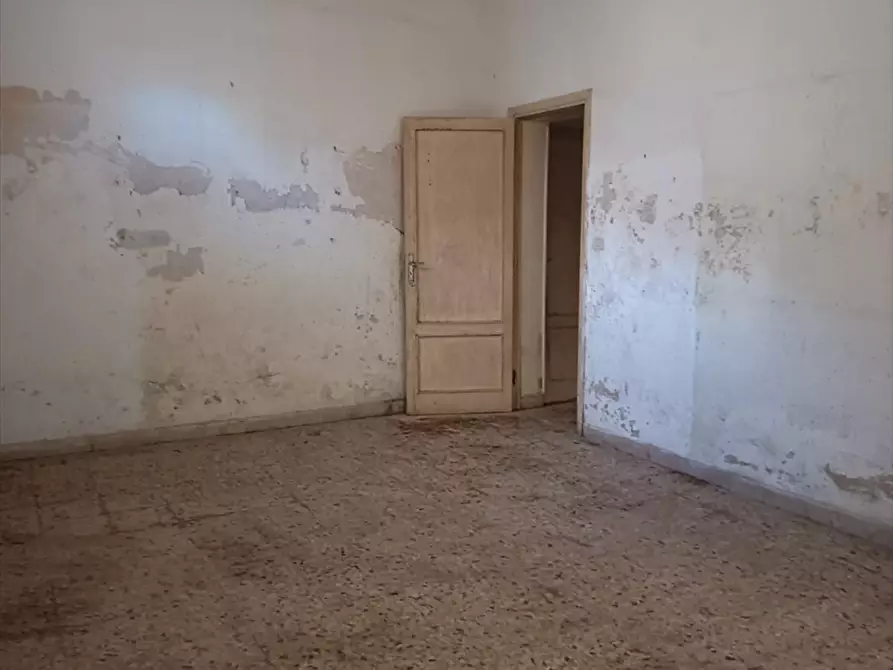 Immagine 2 di Casa indipendente in vendita  a Trapani