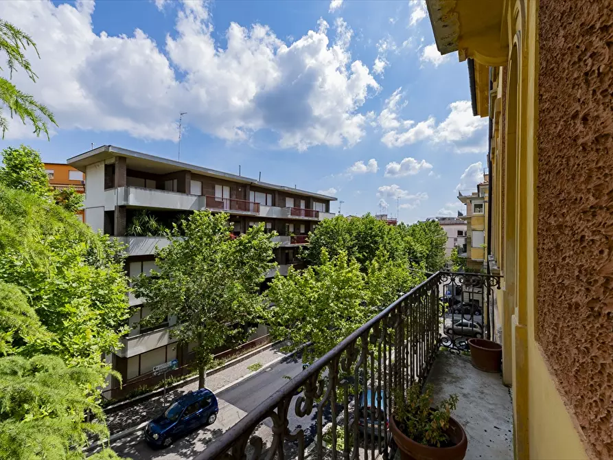 Immagine 19 di Appartamento in vendita  in Viale Amendola a Chieti