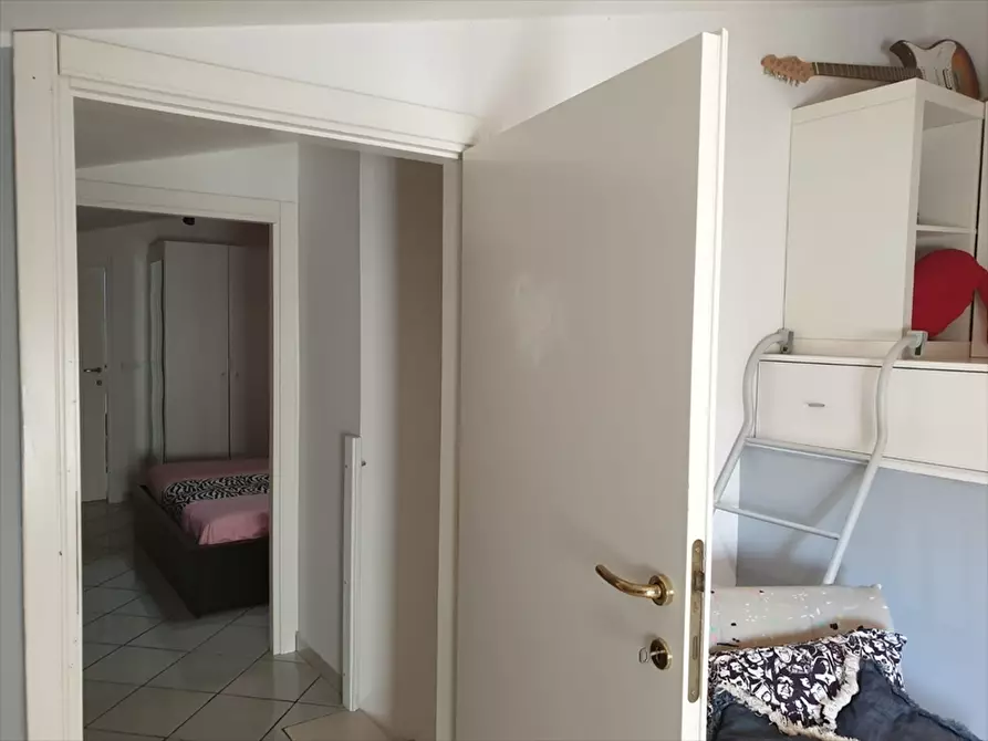 Immagine 17 di Appartamento in vendita  a Chieti