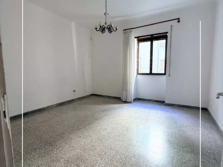 Immagine 8 di Appartamento in vendita  in via la spezia 6 a Taranto