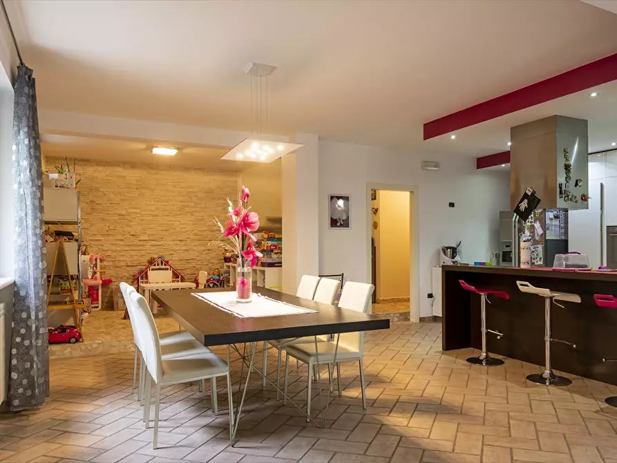 Immagine 17 di Villa in vendita  in Via Santo Stefano a Ripa Teatina