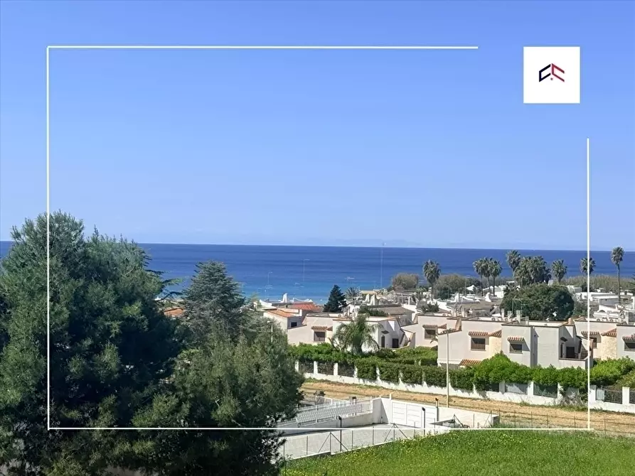 Immagine 6 di Villa in vendita  in VIA SATURO 407 a Leporano