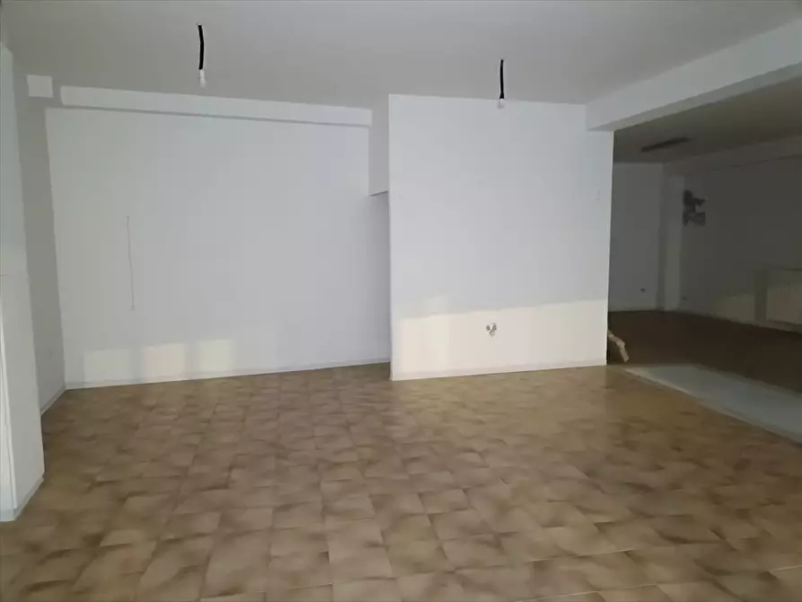 Immagine 5 di Locale commerciale   a Ripa Teatina