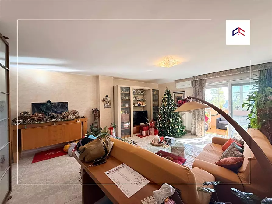 Immagine 12 di Appartamento in vendita  in via scoglio del tonno 51 a Taranto