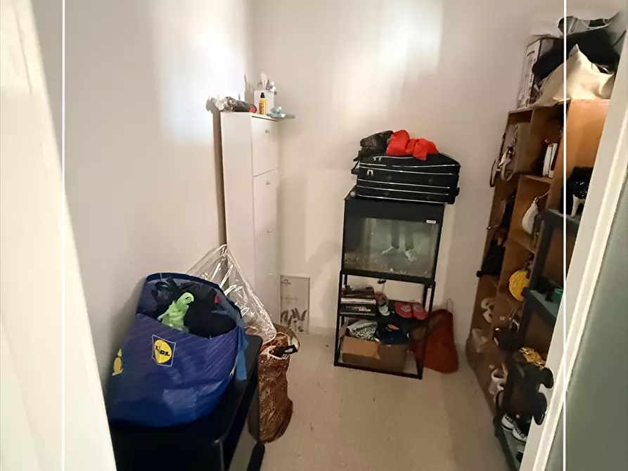 Immagine 11 di Appartamento in affitto  in via temenide 30 a Taranto