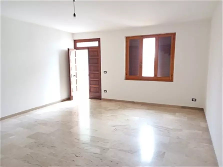 Immagine 7 di Villetta a schiera in vendita  in Via Carbonia n. 4 a Ittiri