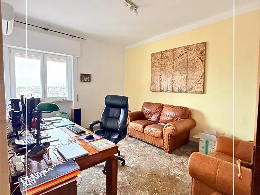 Immagine 15 di Appartamento in affitto  in VIALE MAGNA GRECIA 322 a Taranto