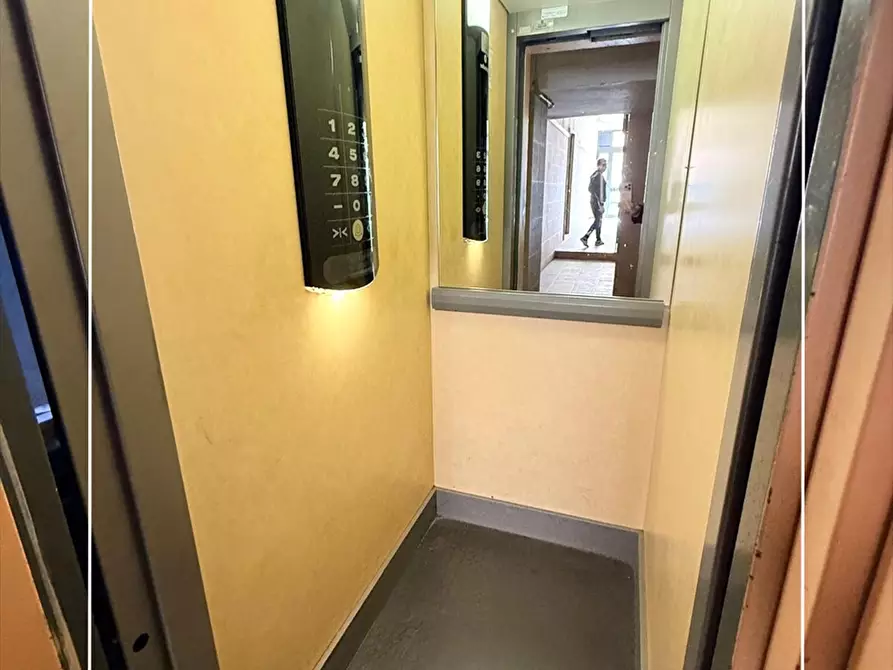 Immagine 3 di Appartamento in vendita  in via cagliari 44 a Taranto