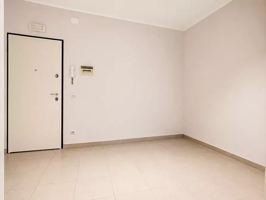 Immagine 6 di Ufficio in vendita  in piazzale bestat 2 a Taranto