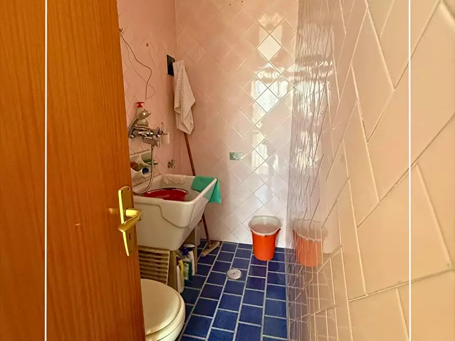 Immagine 21 di Appartamento in vendita  in via cavallotti 153 a Taranto