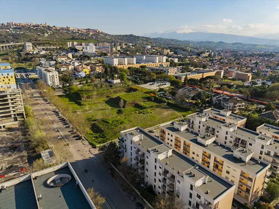 Immagine 6 di Appartamento in vendita  in Via Beirut  a Chieti