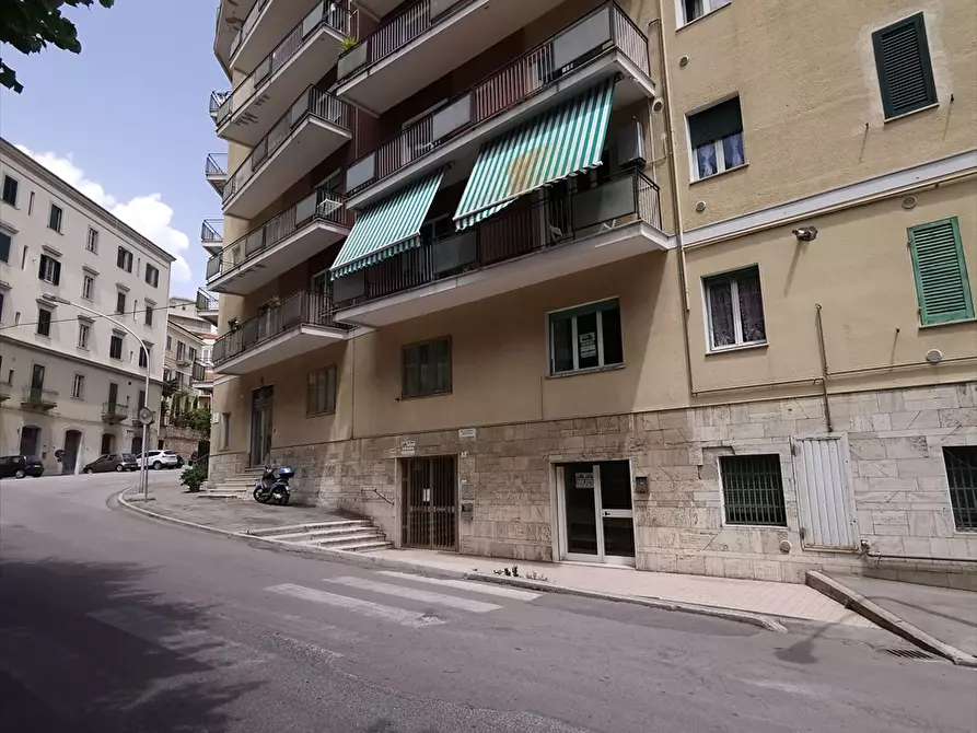 Immagine 9 di Locale commerciale in affitto  in Via Brigata Maiella a Chieti