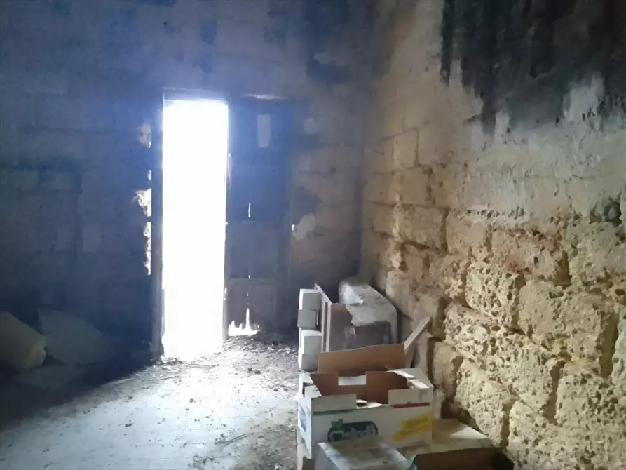 Immagine 6 di Casa indipendente in vendita  a Valderice