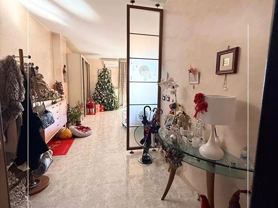 Immagine 10 di Appartamento in vendita  in via scoglio del tonno 51 a Taranto