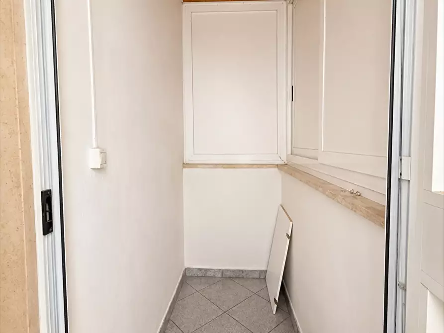 Immagine 9 di Appartamento in affitto  in via cesare battisti 83 a Taranto