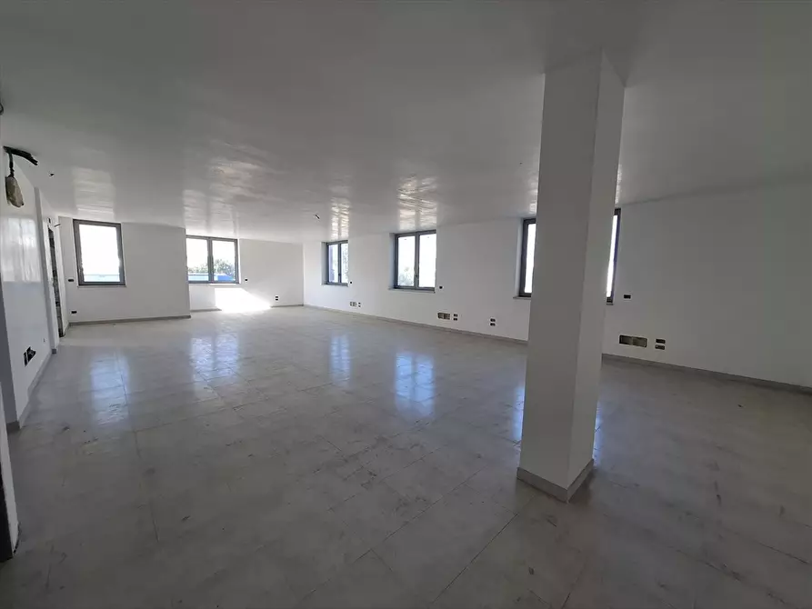 Immagine 25 di Capannone industriale in vendita  in SP 231 KM 1 a Modugno