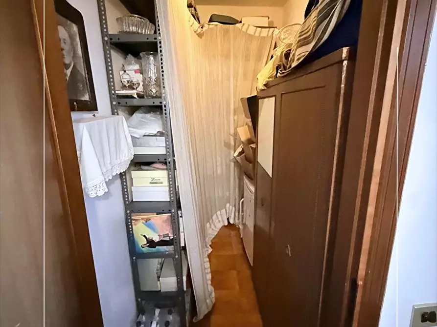 Immagine 18 di Appartamento in vendita  in via scoglio del tonno 52 a Taranto