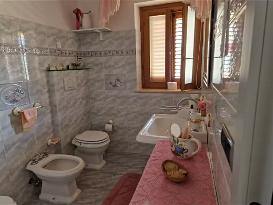 Immagine 23 di Villa in vendita  in Contrada Santone a Isola Del Gran Sasso D'italia