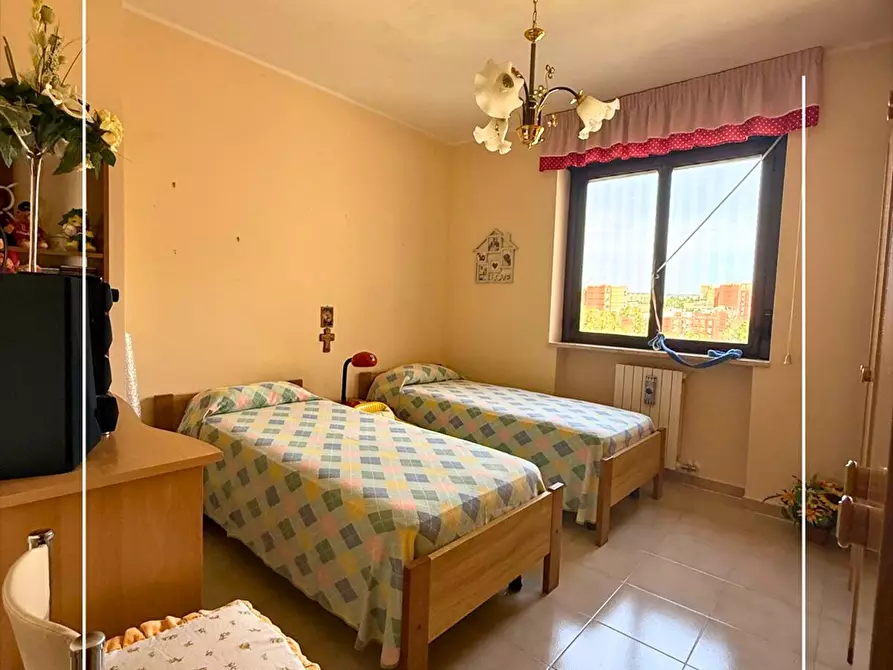 Immagine 19 di Appartamento in vendita  in piazza pertini 19 a Taranto