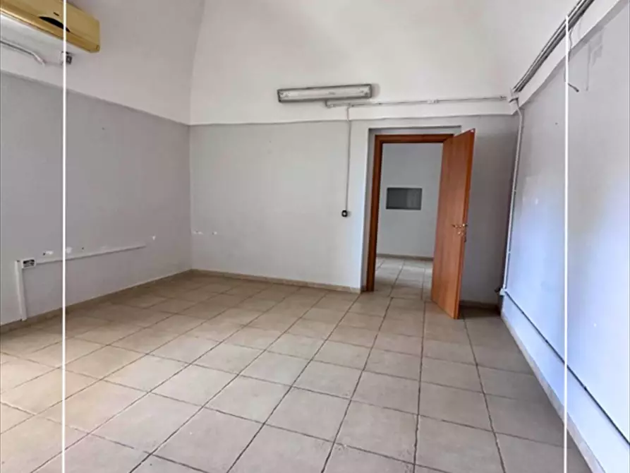 Immagine 13 di Villa in affitto  in corsi vittorio emanuele 144 a Statte