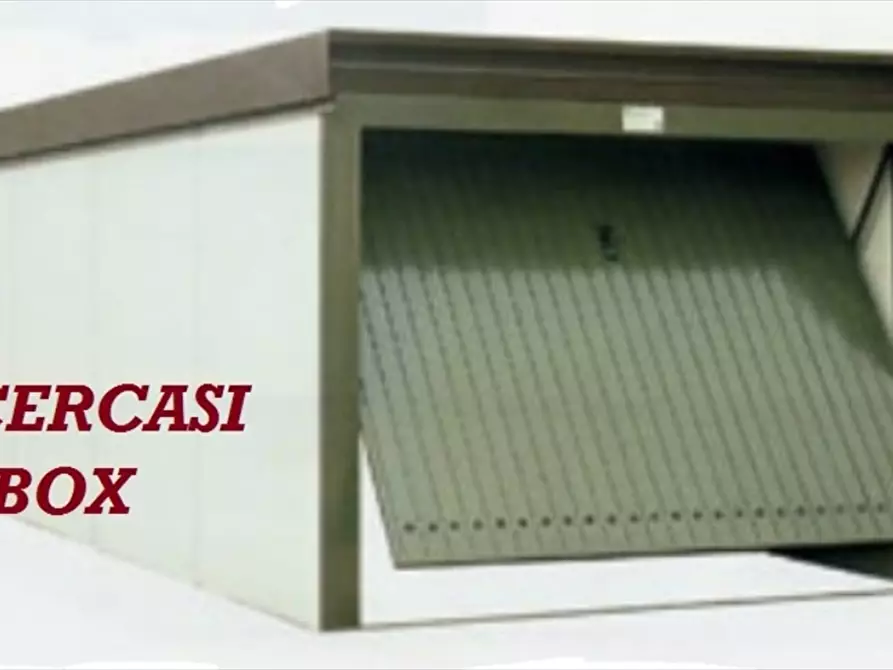 Immagine 2 di Box auto in affitto  a Milano