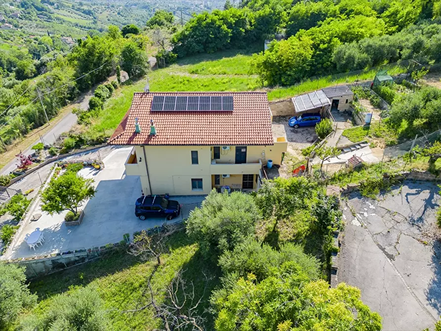 Immagine 7 di Villa in vendita  in Colle San Paolo a Chieti