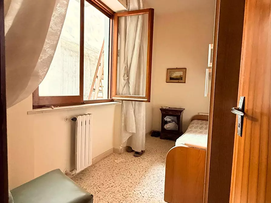 Immagine 13 di Appartamento in vendita  in via principe amedeo 146 a Taranto